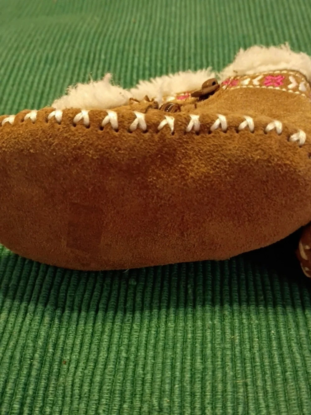 Cozy Brown Faux-Fur Lined Kids Boots with Pink Stitch Detail